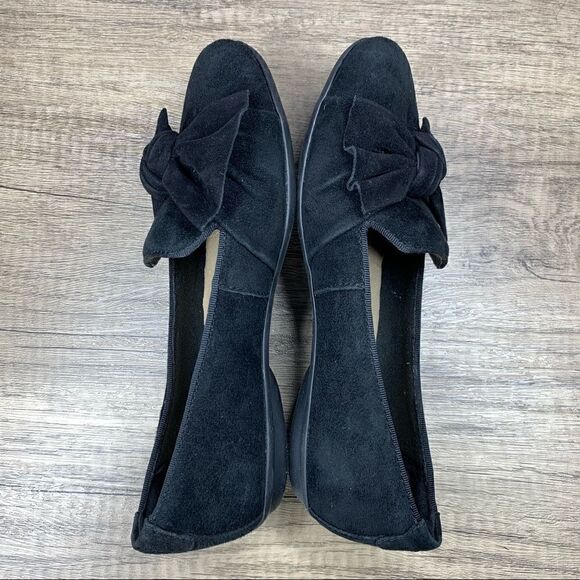 Clarks “Gracelin Jonas” Black Velvet Suede Bow Flats 6.5M - Picture 5 of 7